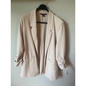 Beige 3/4 sleeve blazer, size large